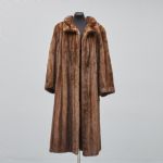519380 Fur coat